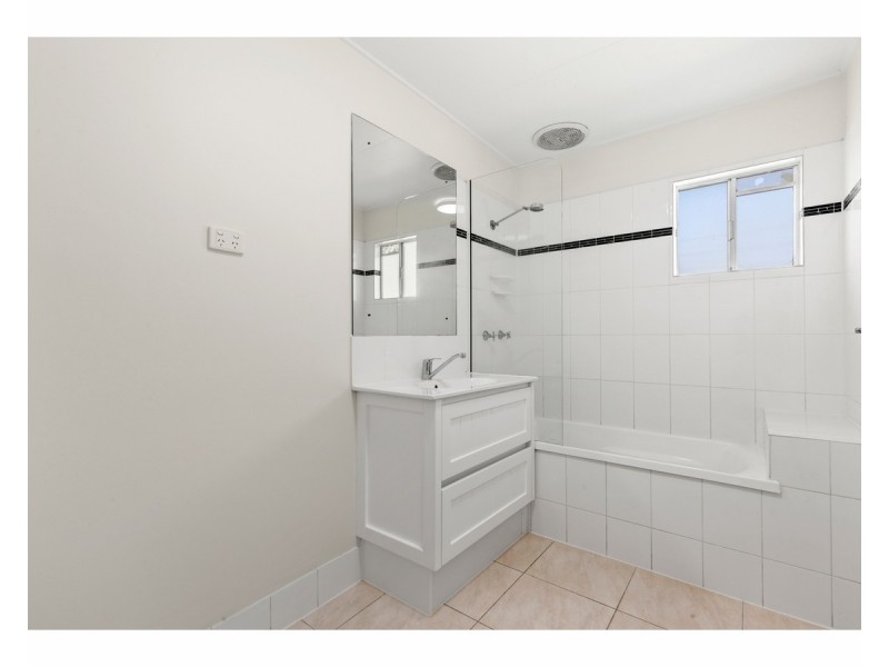 50 Conaghan Street, Gracemere QLD 4702
