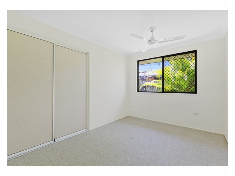 10 Hinton Street, Koongal QLD 4701