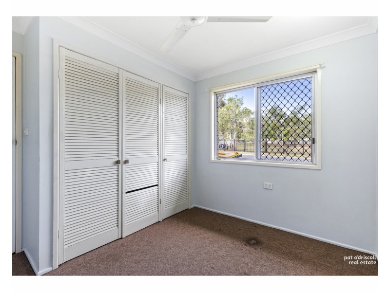 2/2 Hinton Street, Koongal QLD 4701