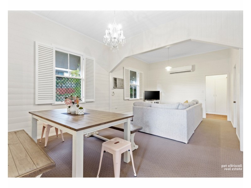 52 Wentworth Terrace, The Range QLD 4700