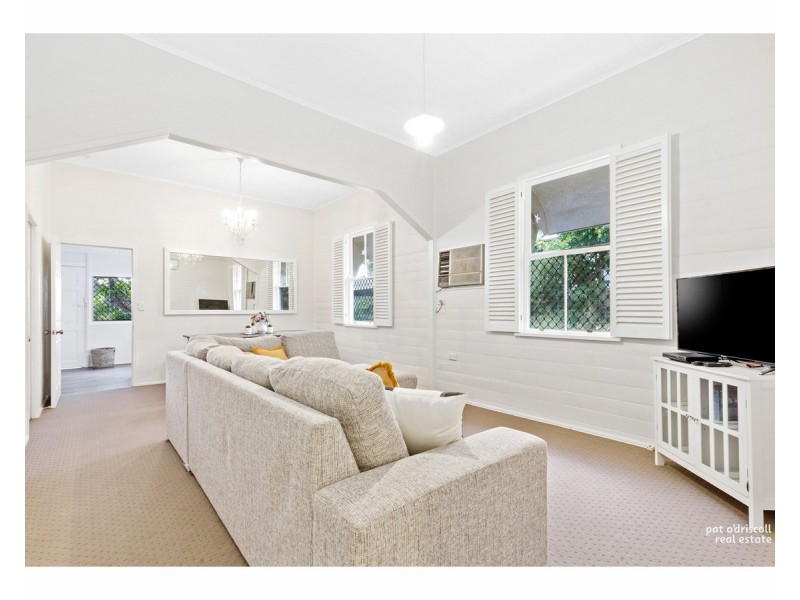 52 Wentworth Terrace, The Range QLD 4700