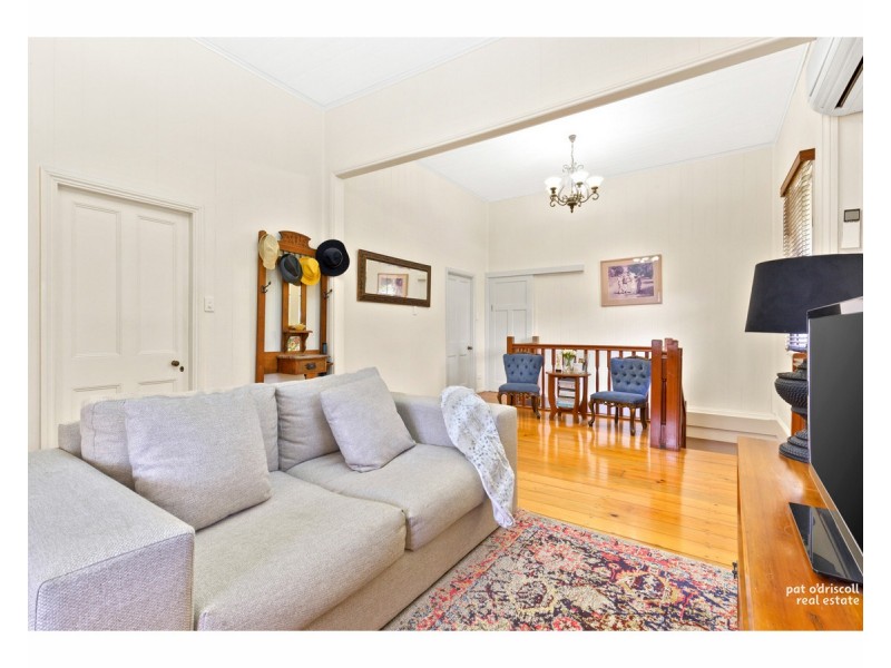 19 Wiseman Street, The Range QLD 4700