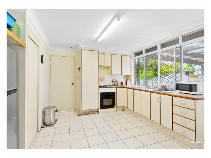 1/121 Park Street, Park Avenue QLD 4701