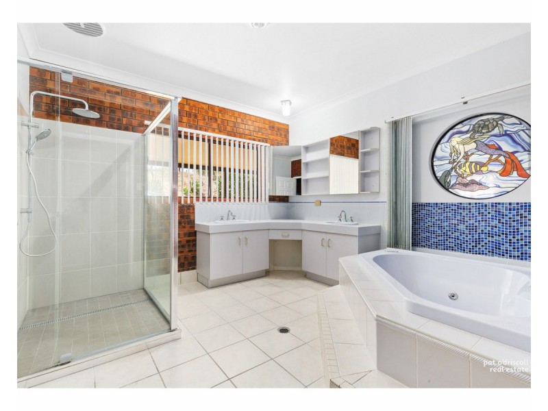 138 Julie Anne Drive, Glendale QLD 4711