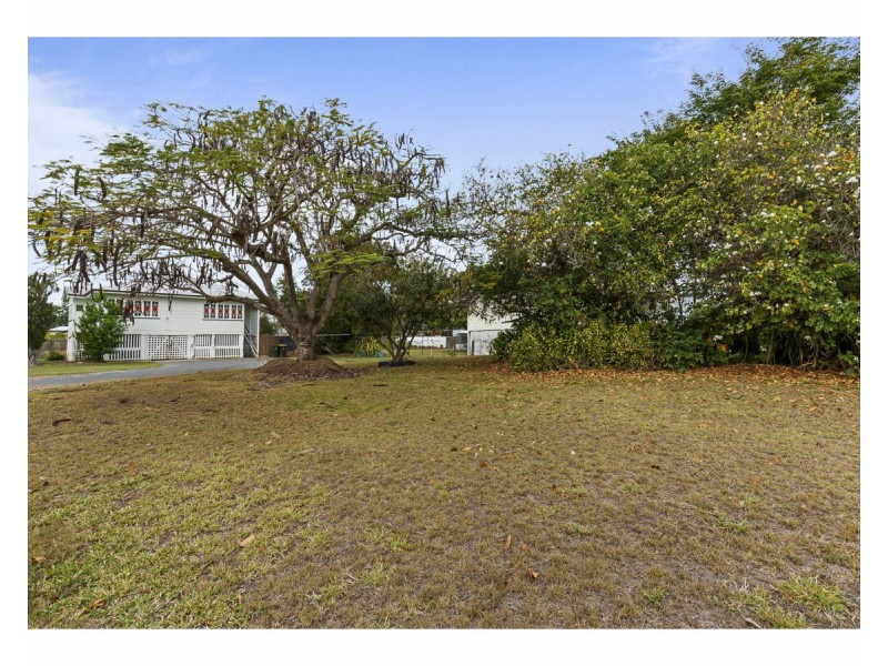 19 Birch Street, Park Avenue QLD 4701