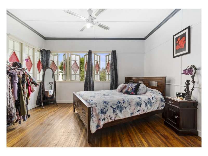 19 Birch Street, Park Avenue QLD 4701