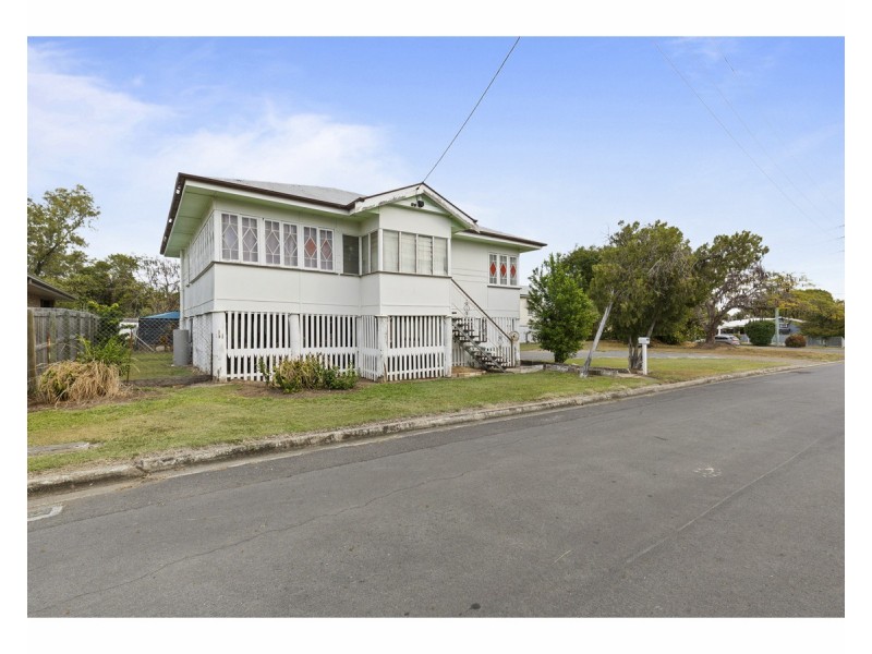 19 Birch Street, Park Avenue QLD 4701