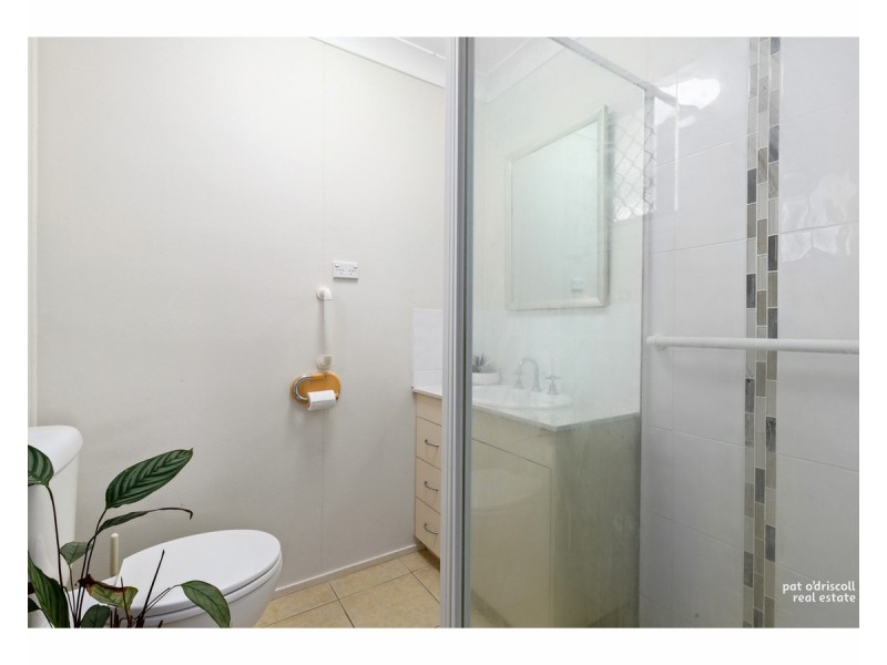32 Coolwaters Esplanade, Kinka Beach QLD 4703