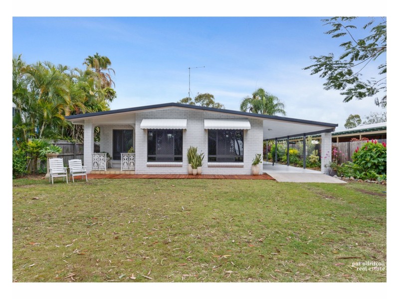 32 Coolwaters Esplanade, Kinka Beach QLD 4703