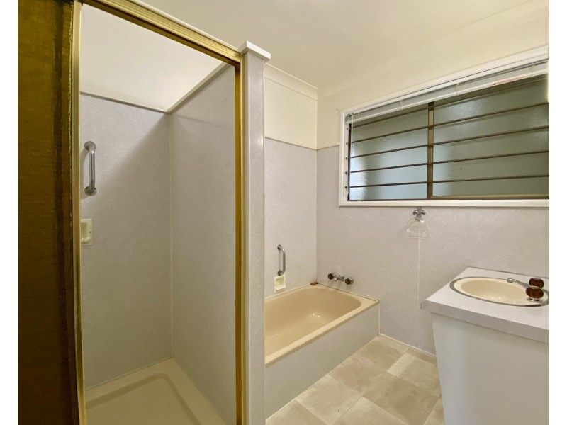 80 Albert Street, The Range QLD 4700