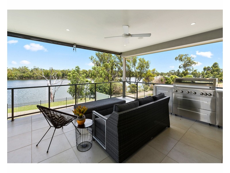 107 LARCOMBE Street, Kawana QLD 4701