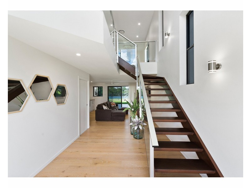 107 LARCOMBE Street, Kawana QLD 4701