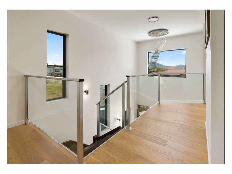 107 LARCOMBE Street, Kawana QLD 4701