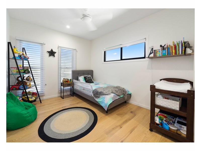 107 LARCOMBE Street, Kawana QLD 4701