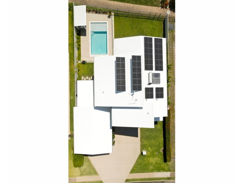 107 LARCOMBE Street, Kawana QLD 4701