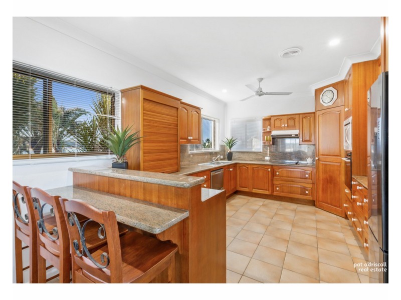 4 Tanby Point Close, Emu Park QLD 4710