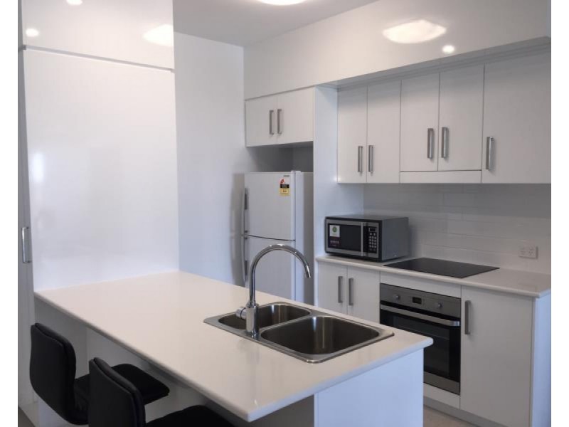 802/2-4 Victoria Parade, Rockhampton City QLD 4700