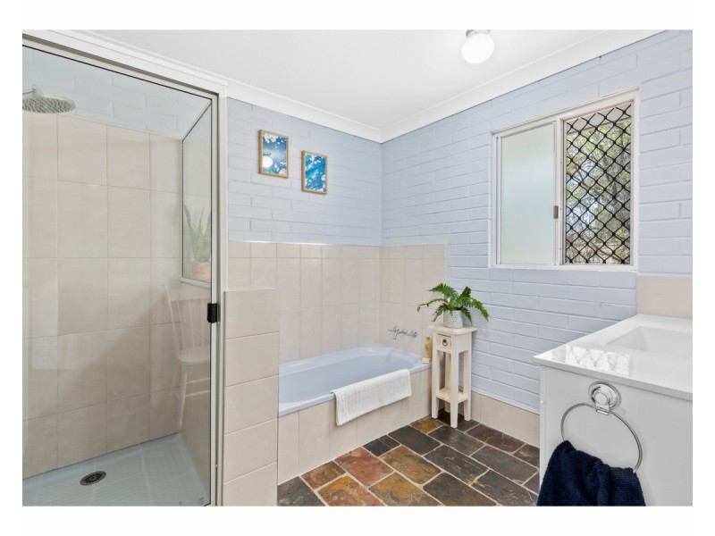 658 Belmont Road, Glenlee QLD 4711