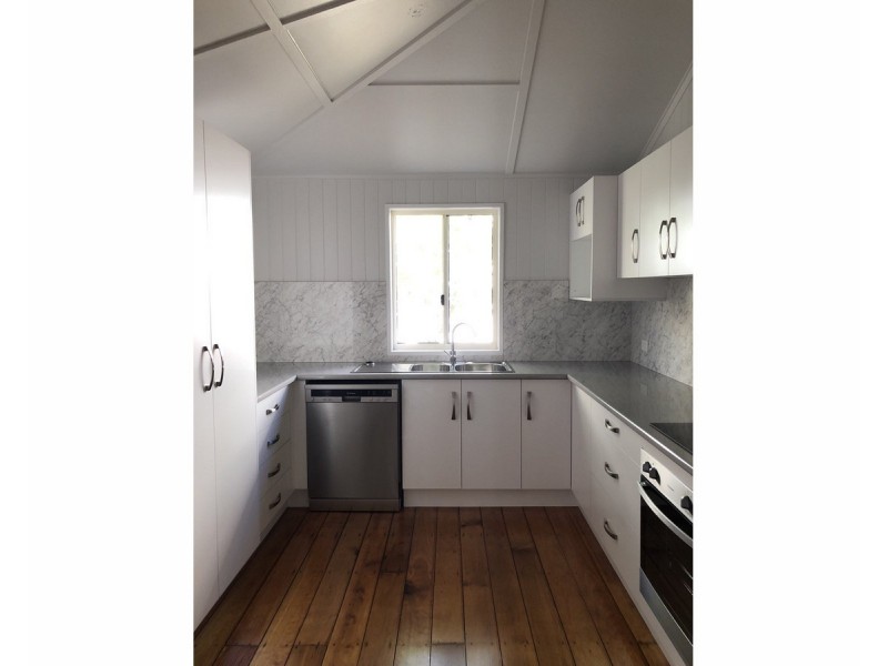 18 Livermore Street, Wandal QLD 4700