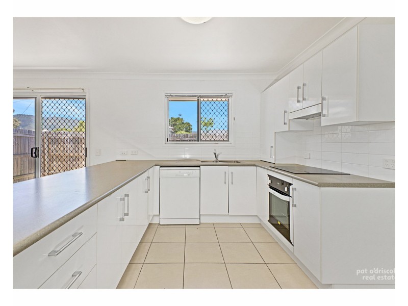 98 Leamington Street, Berserker QLD 4701