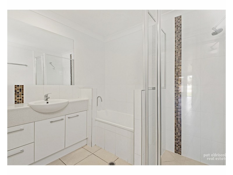 98 Leamington Street, Berserker QLD 4701