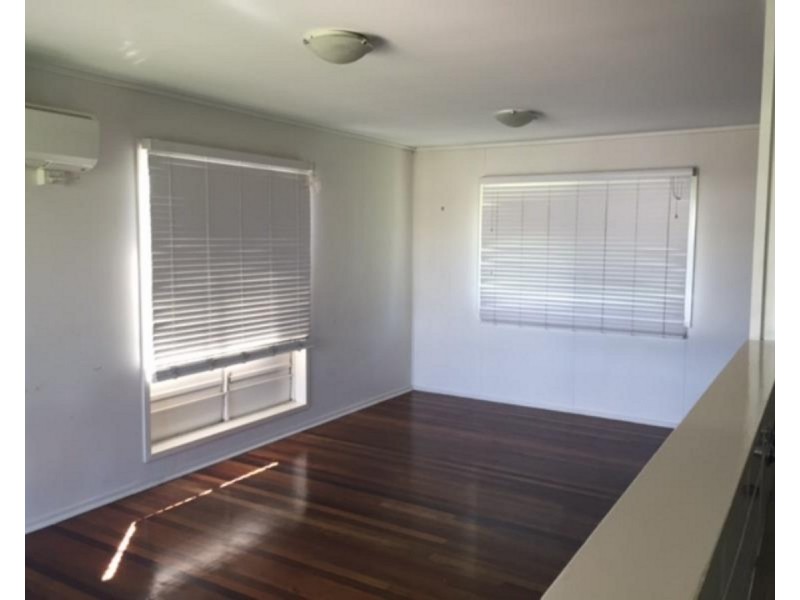 95 Stenlake Avenue, Kawana QLD 4701