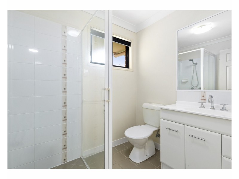 9 Riley Drive, Gracemere QLD 4702