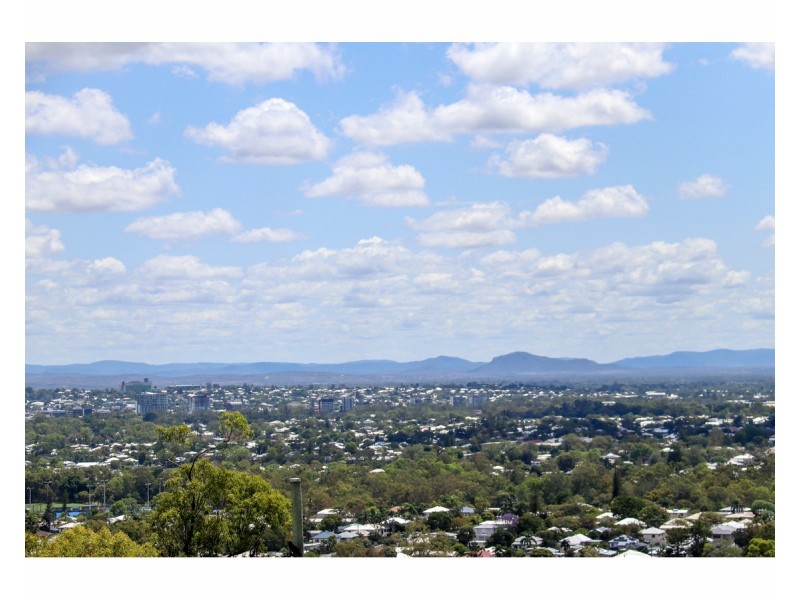 194 Poinciana Street, Koongal QLD 4701