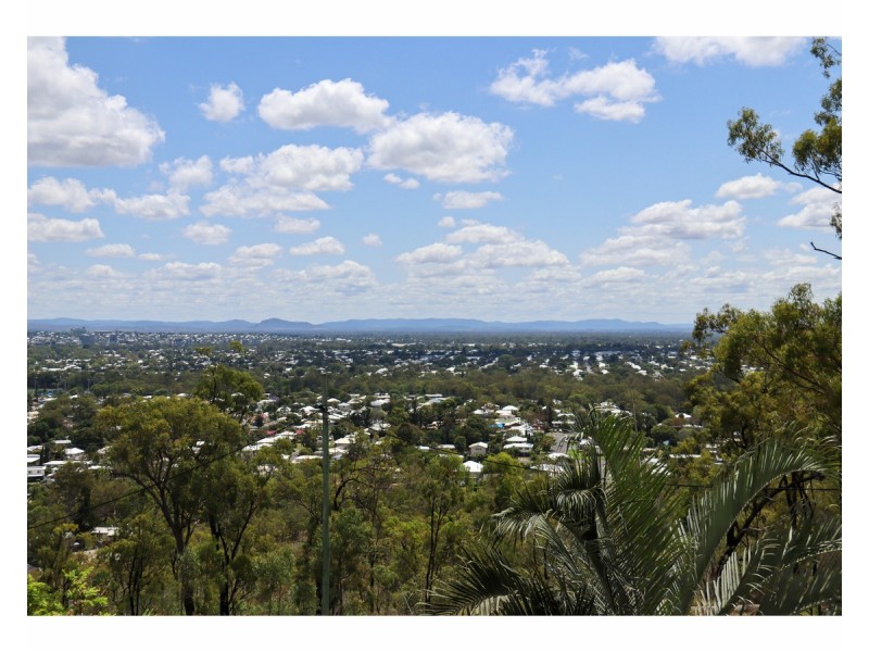 194 Poinciana Street, Koongal QLD 4701