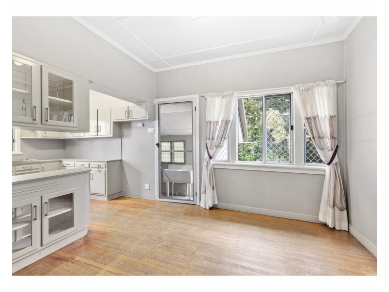 111 Edington Street, Berserker QLD 4701