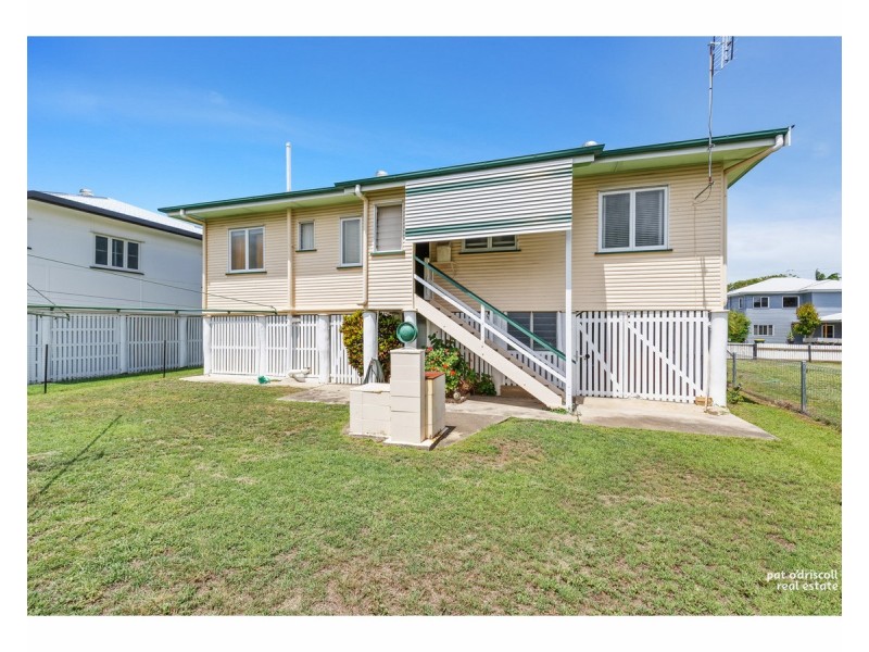 11 Luck Avenue, Wandal QLD 4700