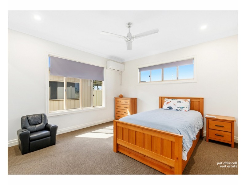 25 Mamalis Drive, Gracemere QLD 4702