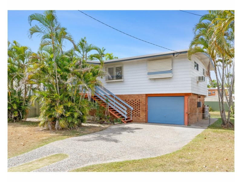 102 Sheehy Street, Park Avenue QLD 4701