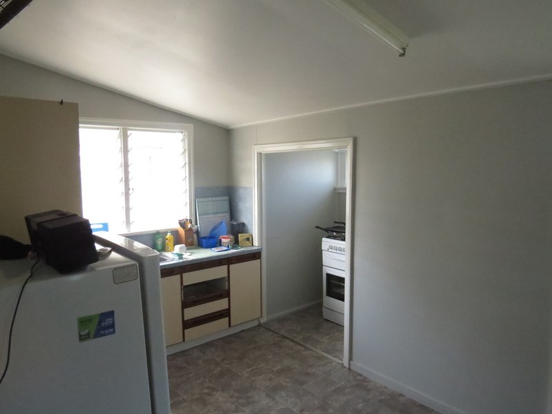 229 Kent, Depot Hill QLD 4700