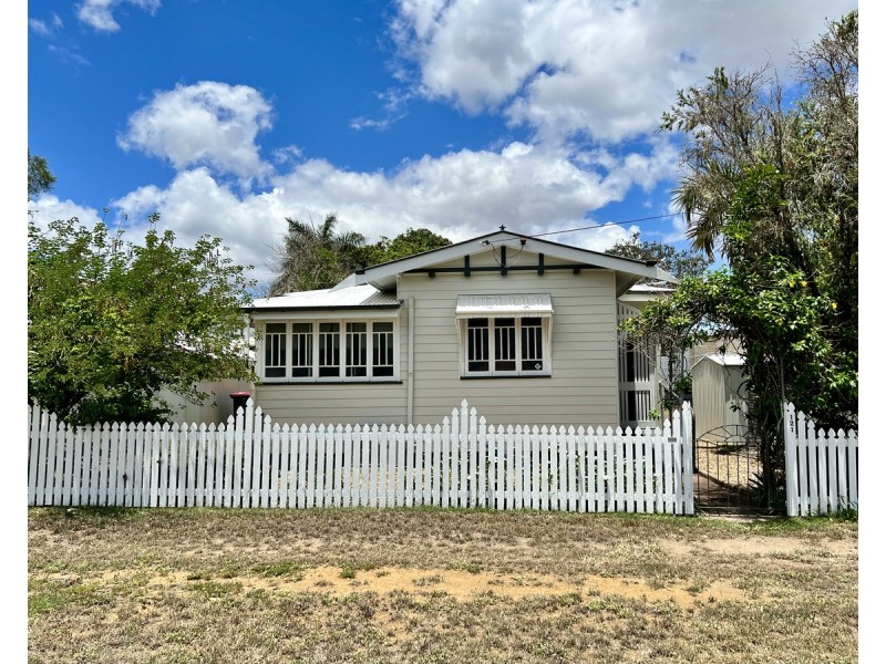 121 Stanley Street, Allenstown QLD 4700
