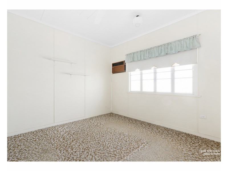 33 Luck Avenue, Wandal QLD 4700