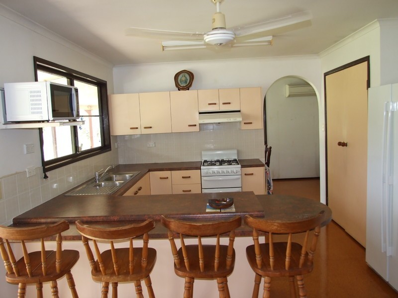 539 Coorooman Creek Road, Cawarral QLD 4702