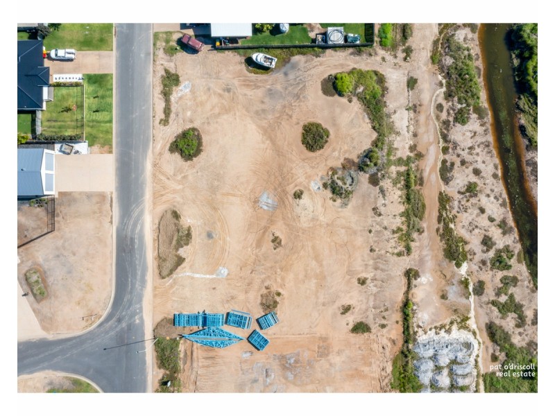72 Amalfi Drive, Zilzie QLD 4710