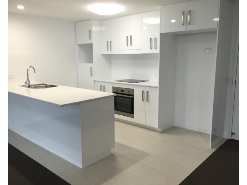 206/2-4 Victoria Parade, Rockhampton City QLD 4700