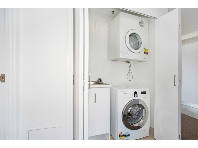 1001/102-108 Victoria Parade, Rockhampton City QLD 4700