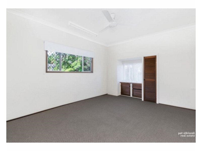 79 Brecknell Street, The Range QLD 4700