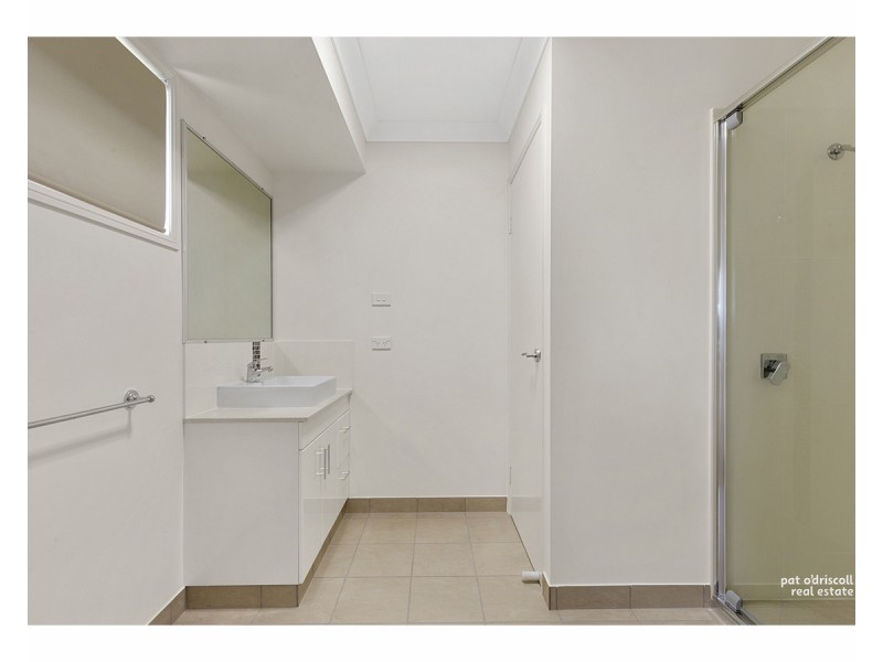 4/4 Glenmore Road, Park Avenue QLD 4701