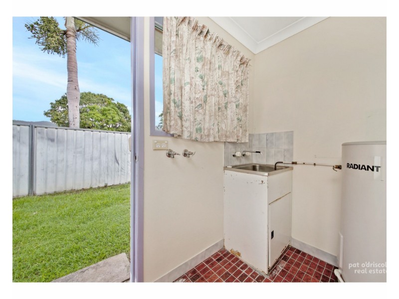 3/146 Dee Street, Koongal QLD 4701