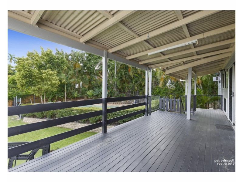 82 Cambridge Street, The Range QLD 4700