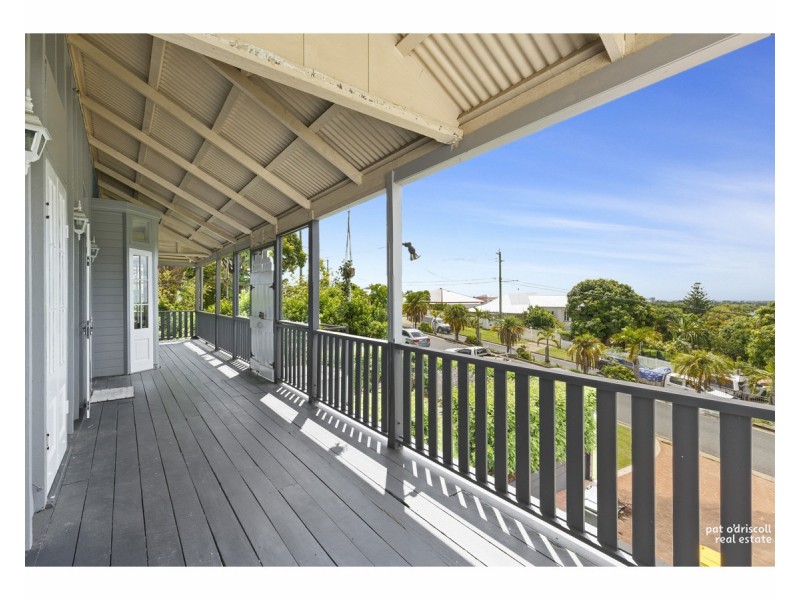 82 Cambridge Street, The Range QLD 4700