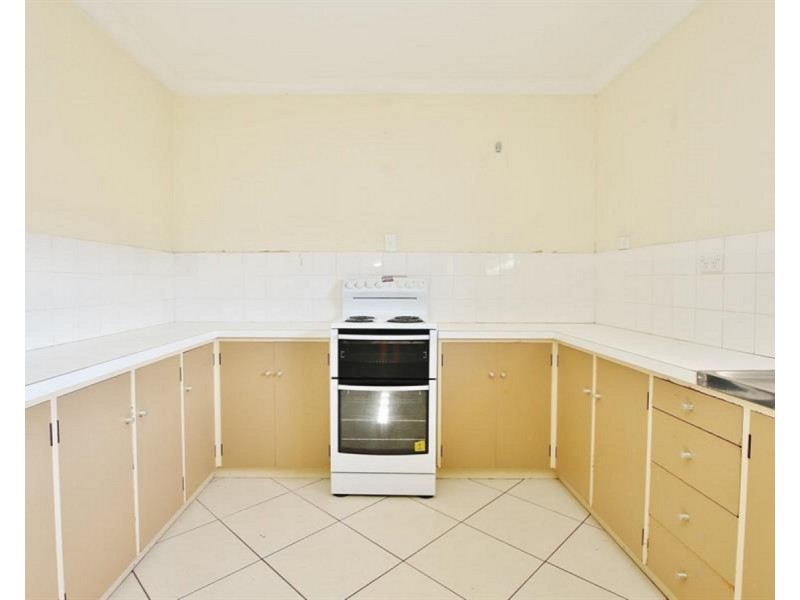 135 Dee Street, Koongal QLD 4701