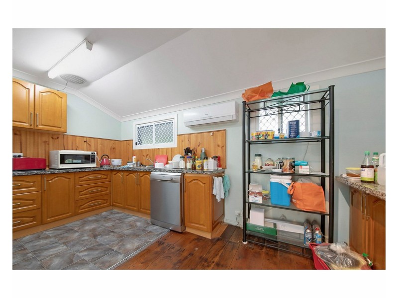 48 Haynes Street, Park Avenue QLD 4701