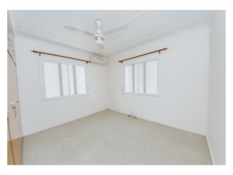 21 Denning Street, Park Avenue QLD 4701