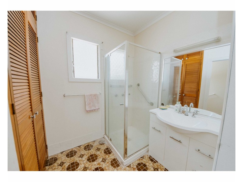 21 Denning Street, Park Avenue QLD 4701