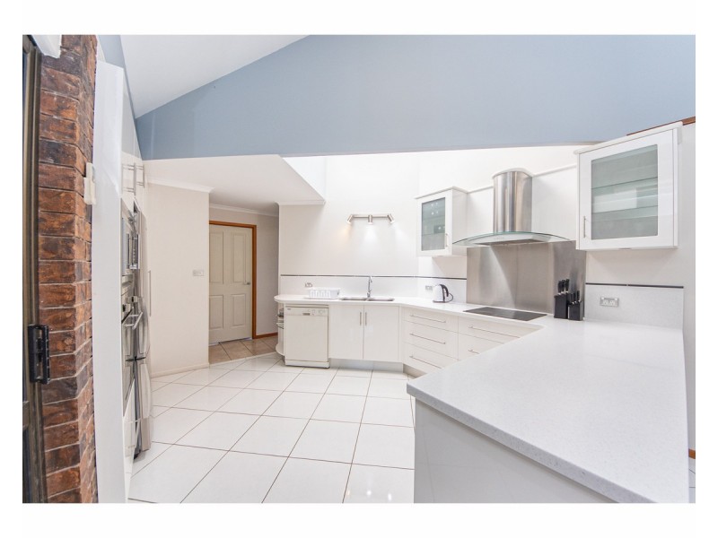 5 Berkelman Street, Frenchville QLD 4701